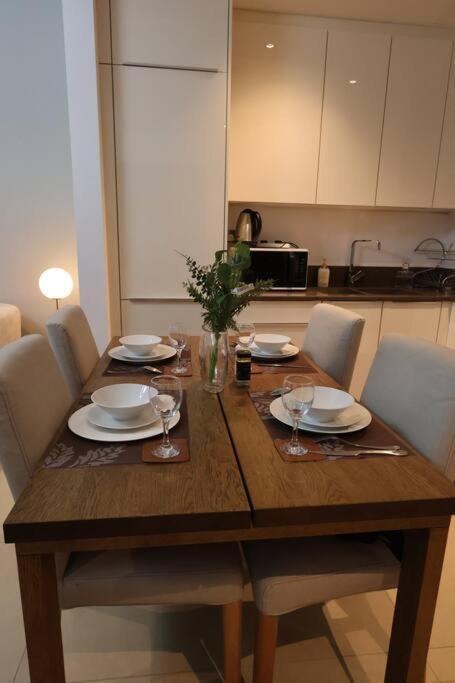 Blissful Marina Haven *
